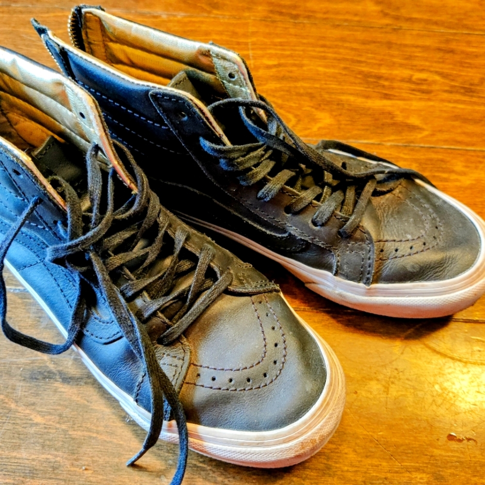 Vans Gold/Black W5